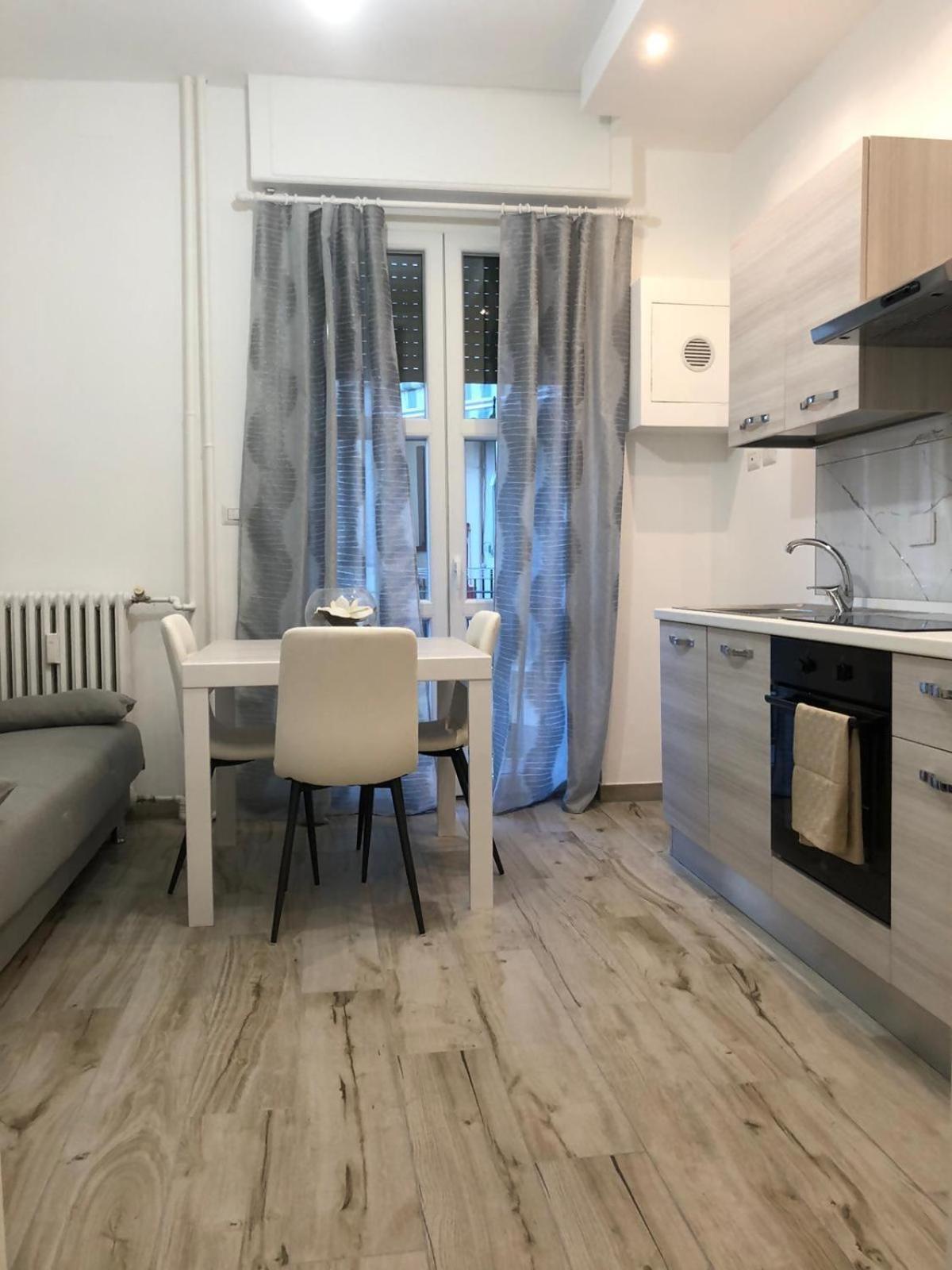 Piccola Regina Apartment Turin Bagian luar foto